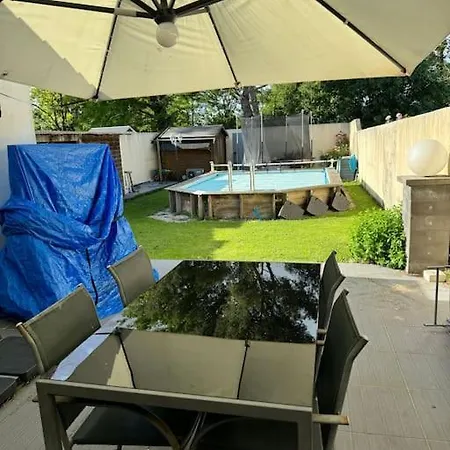 Belle Maison Quartier Calme Holiday home *
